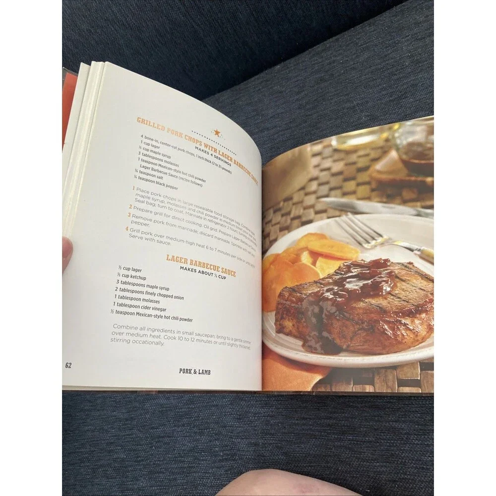 Grilling by Publications International Ltd. Staff (2016, Trade Paperback)